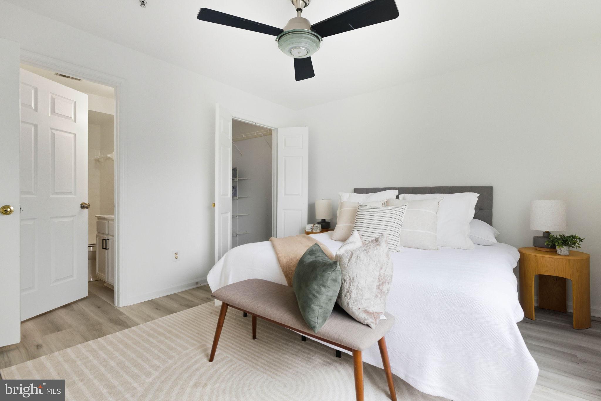 STRATFORD CONDOS - Residential