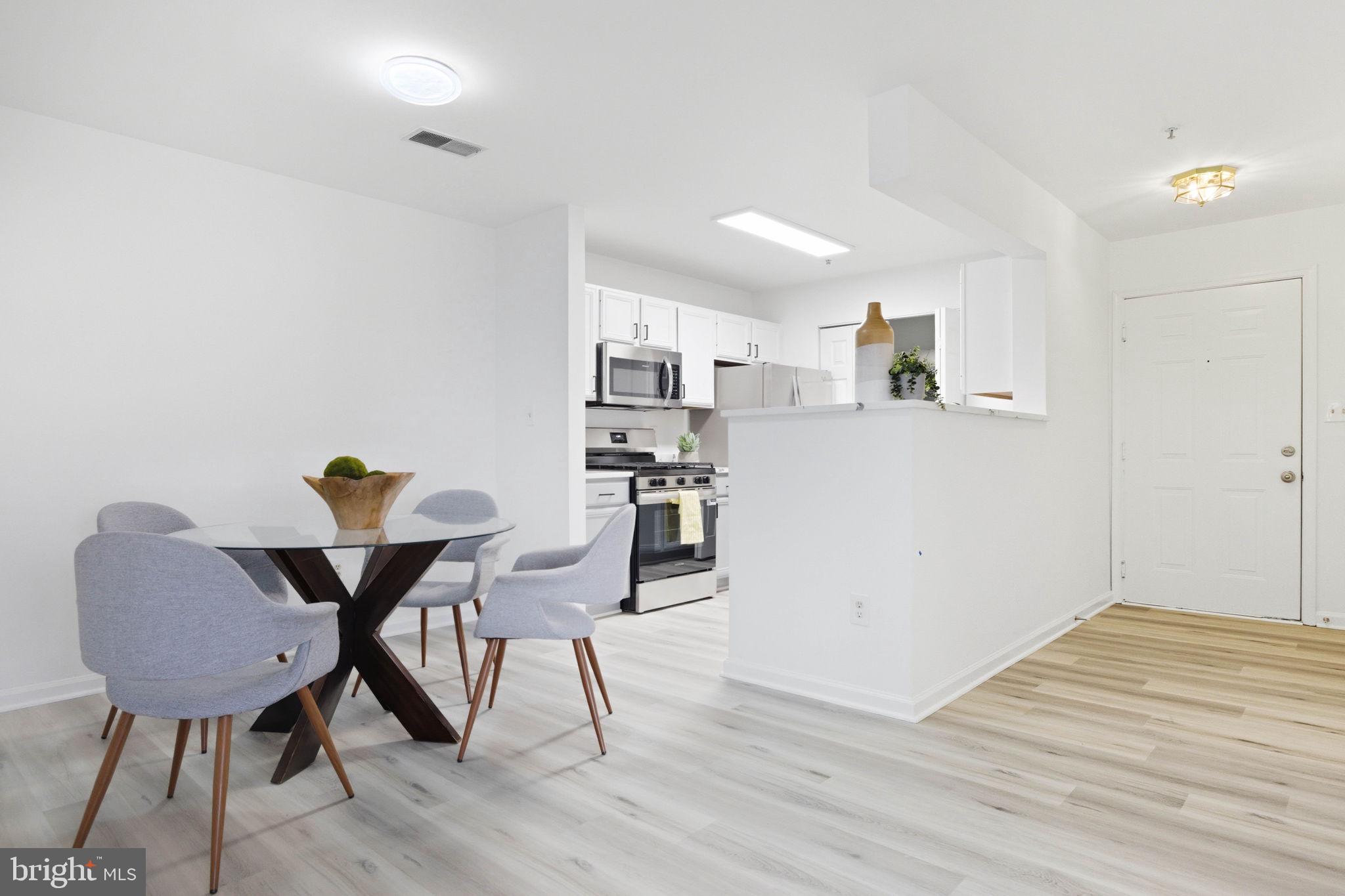 STRATFORD CONDOS - Residential