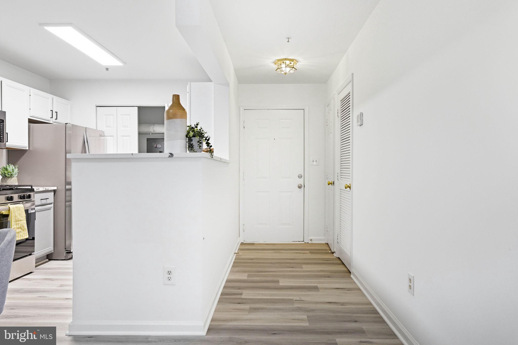 STRATFORD CONDOS - Residential