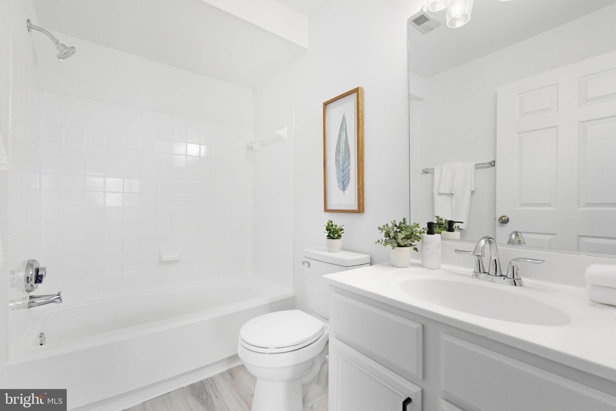 STRATFORD CONDOS - Residential