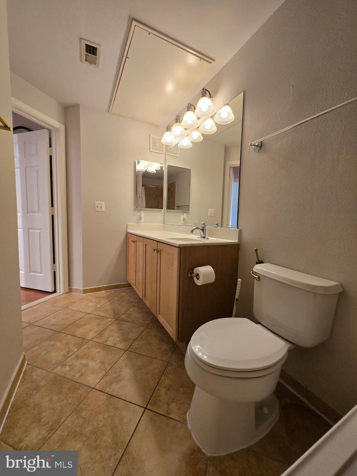 WHITE FLINT STATION - Residential