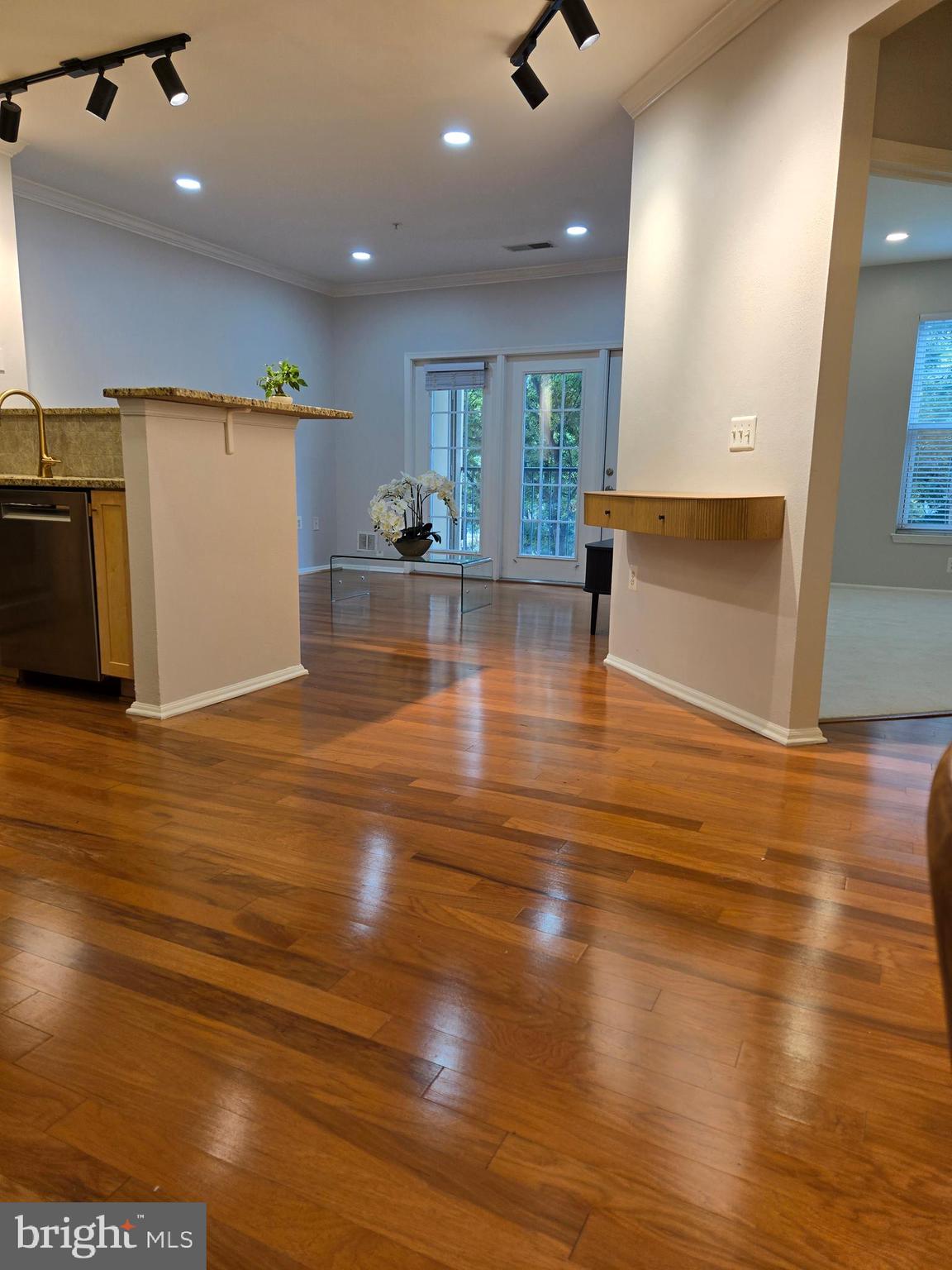 WHITE FLINT STATION - Residential