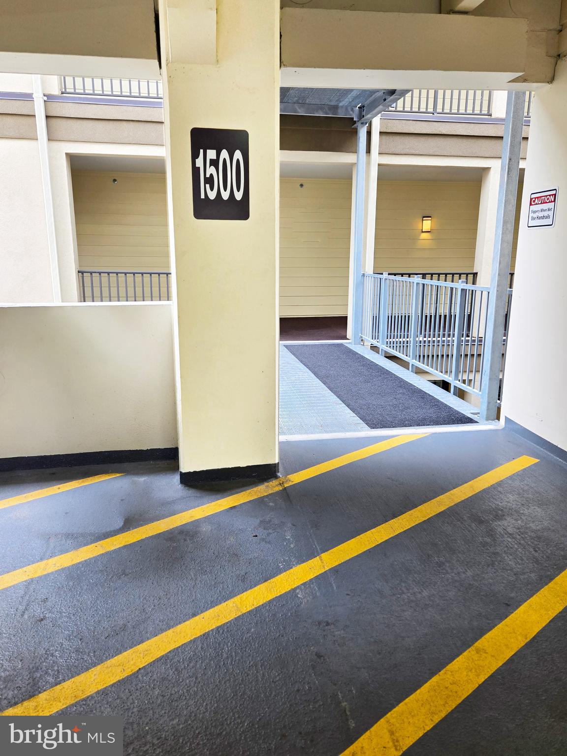 WHITE FLINT STATION - Residential