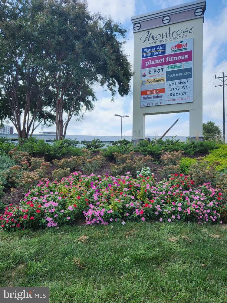 WHITE FLINT STATION - Residential