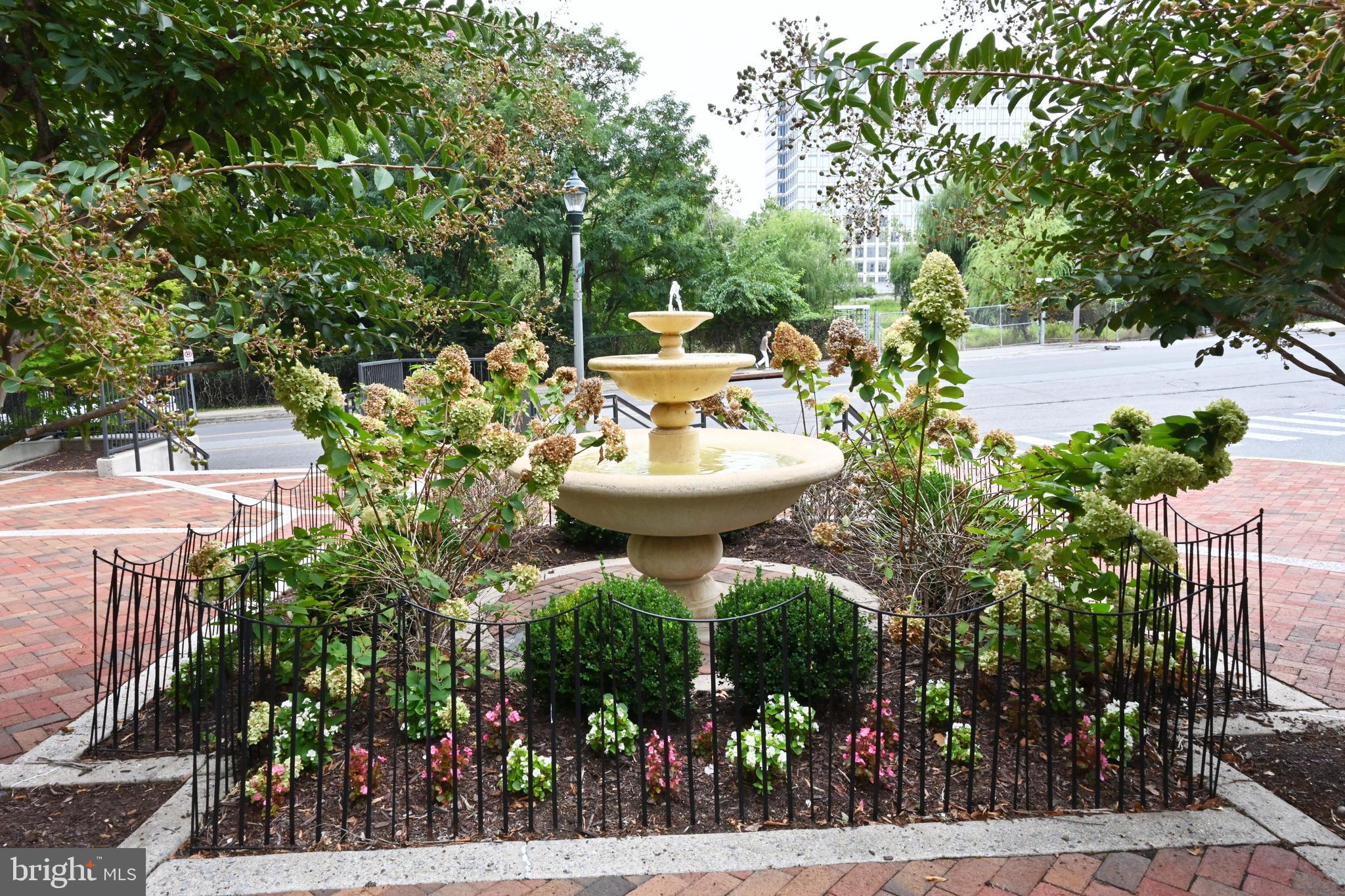 WHITE FLINT STATION - Residential