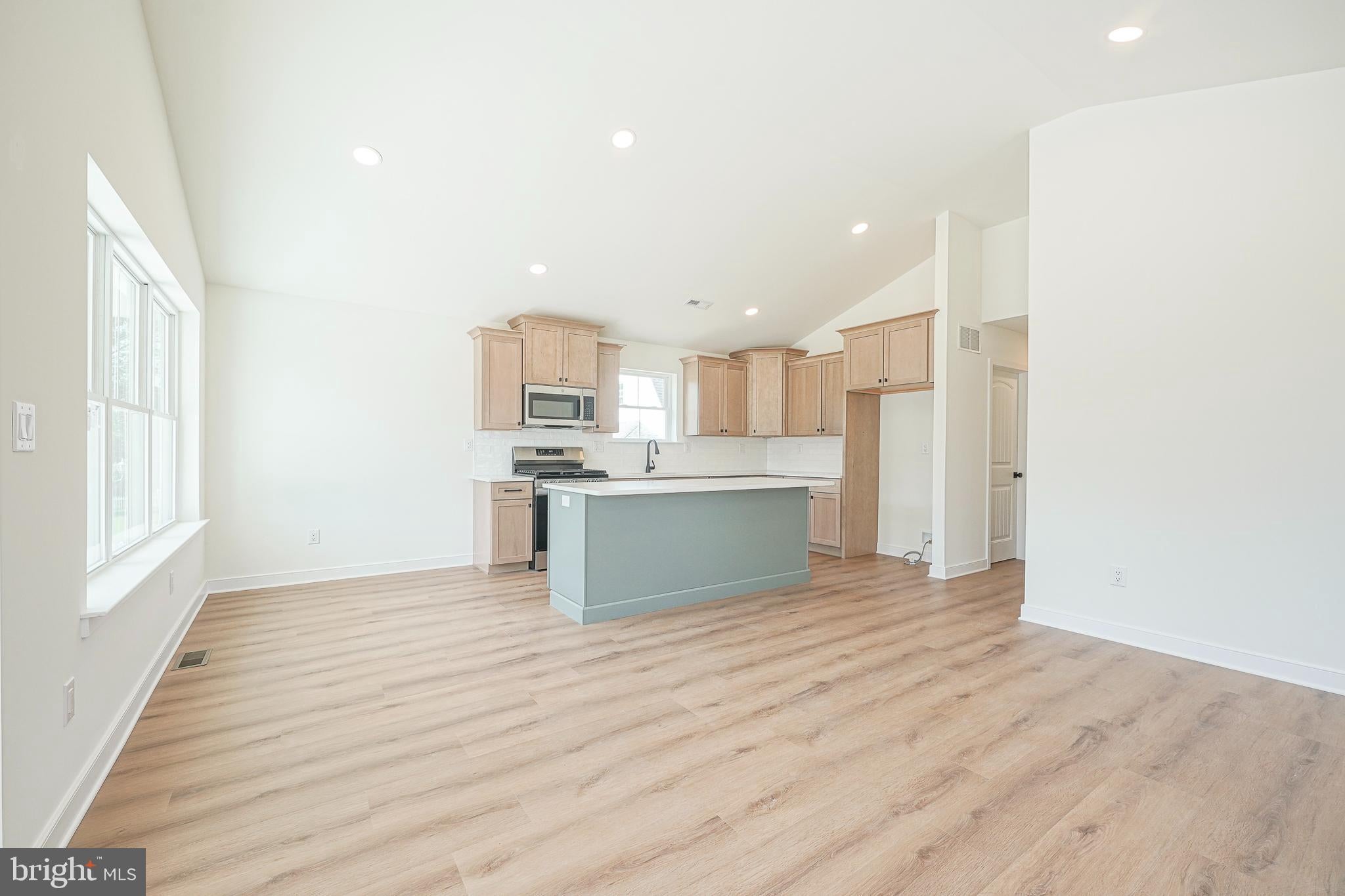 127 NEWTON AVENUE