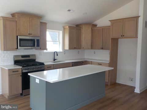 Homes For Sale - 127 Newton Avenue<br/> Gloucester County, GIBBSTOWN, NJ 08027