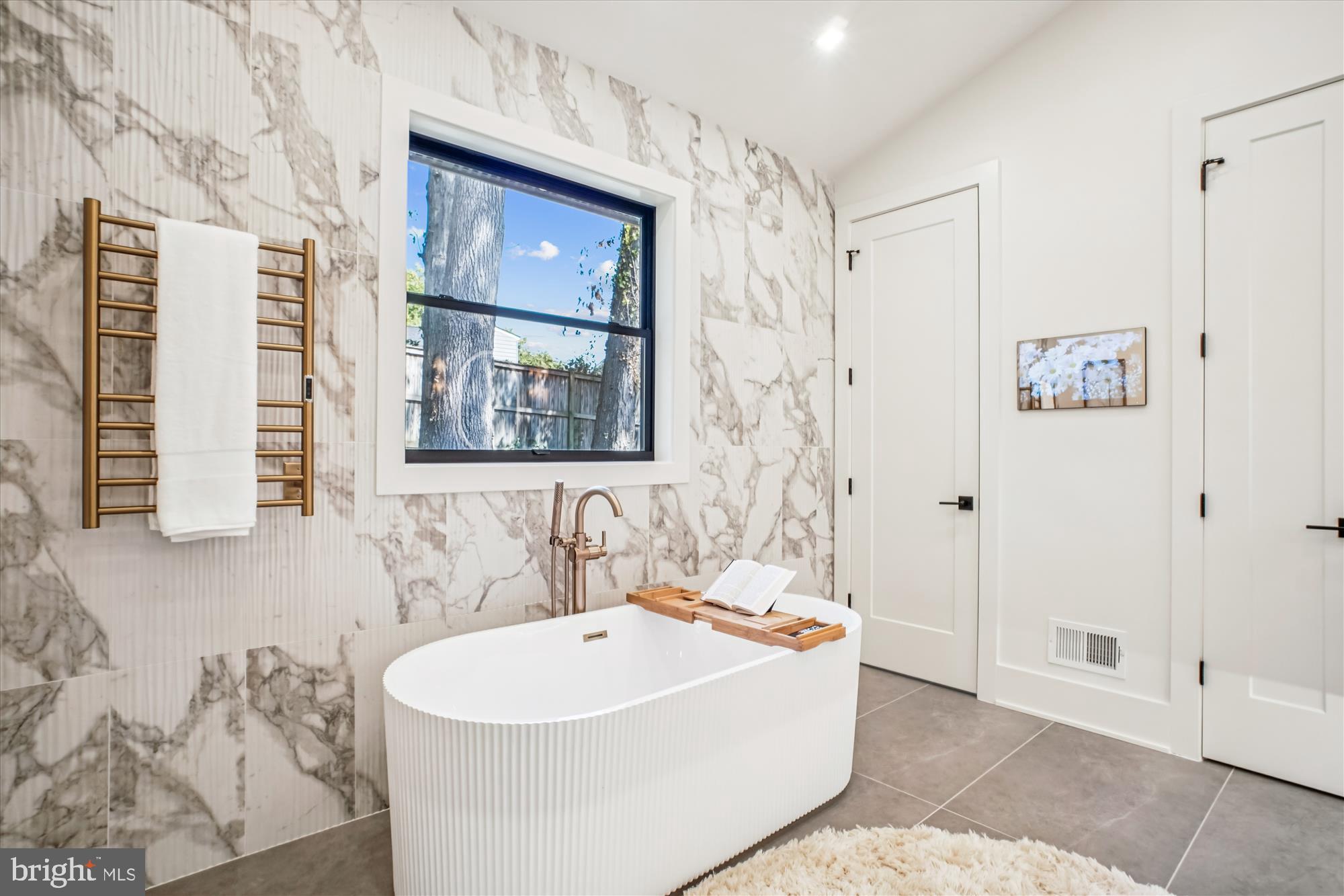 BEL AIR - Residential