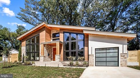 3126 HEADROW CIRCLE FALLS CHURCH VA 22042
