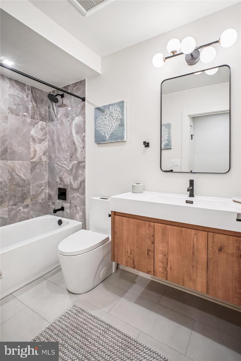 BEL AIR - Residential