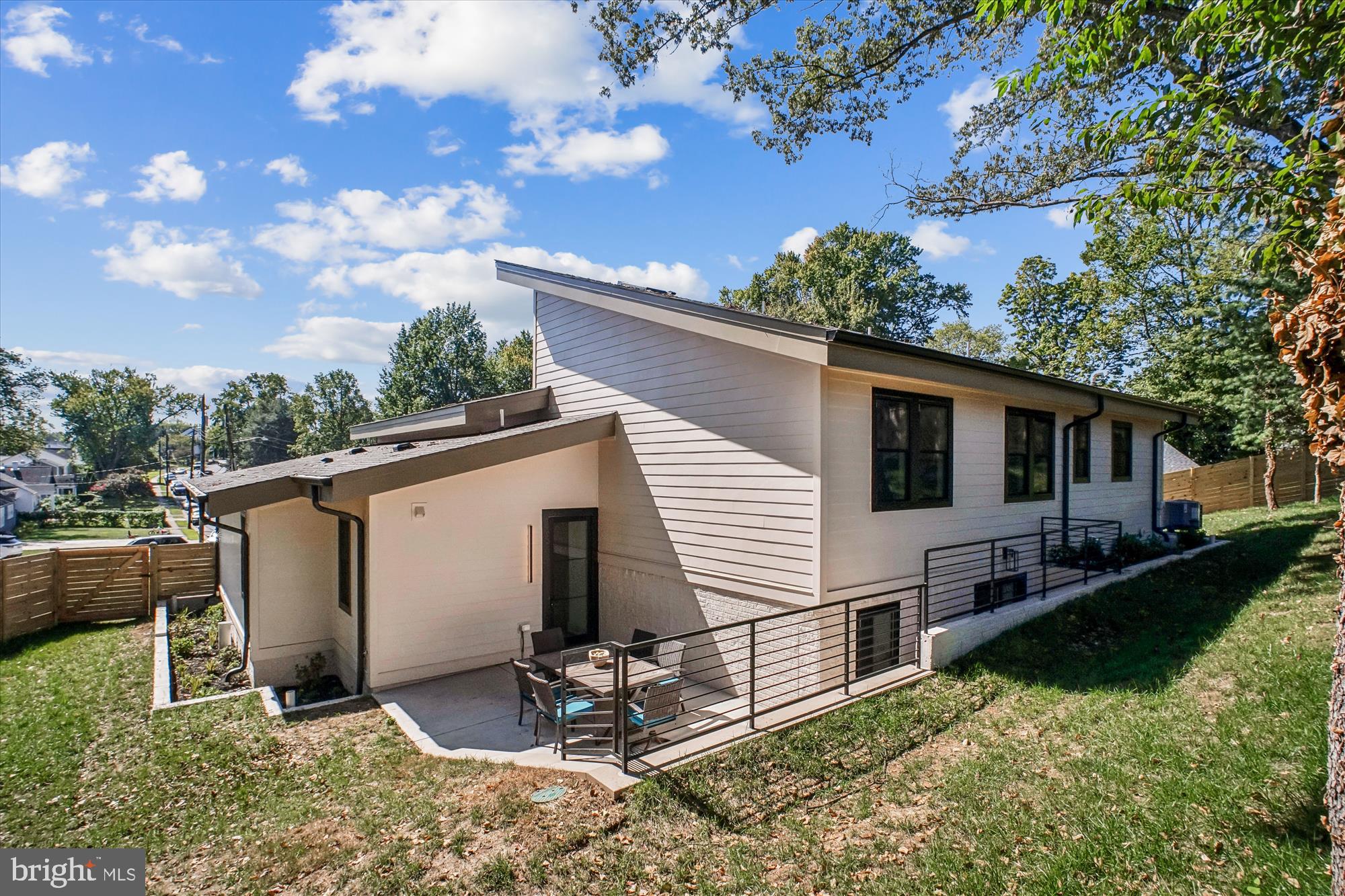 BEL AIR - Residential