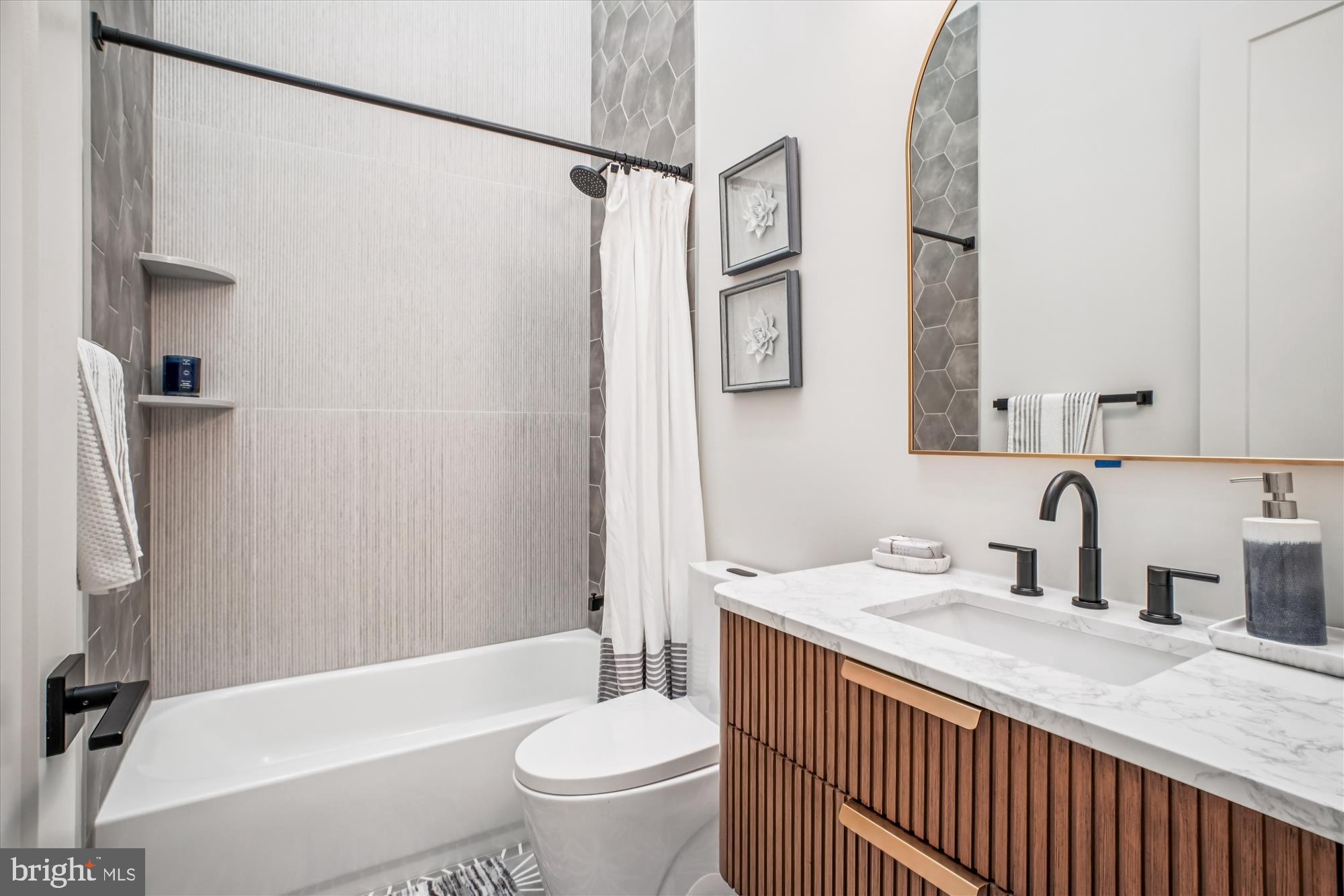 BEL AIR - Residential