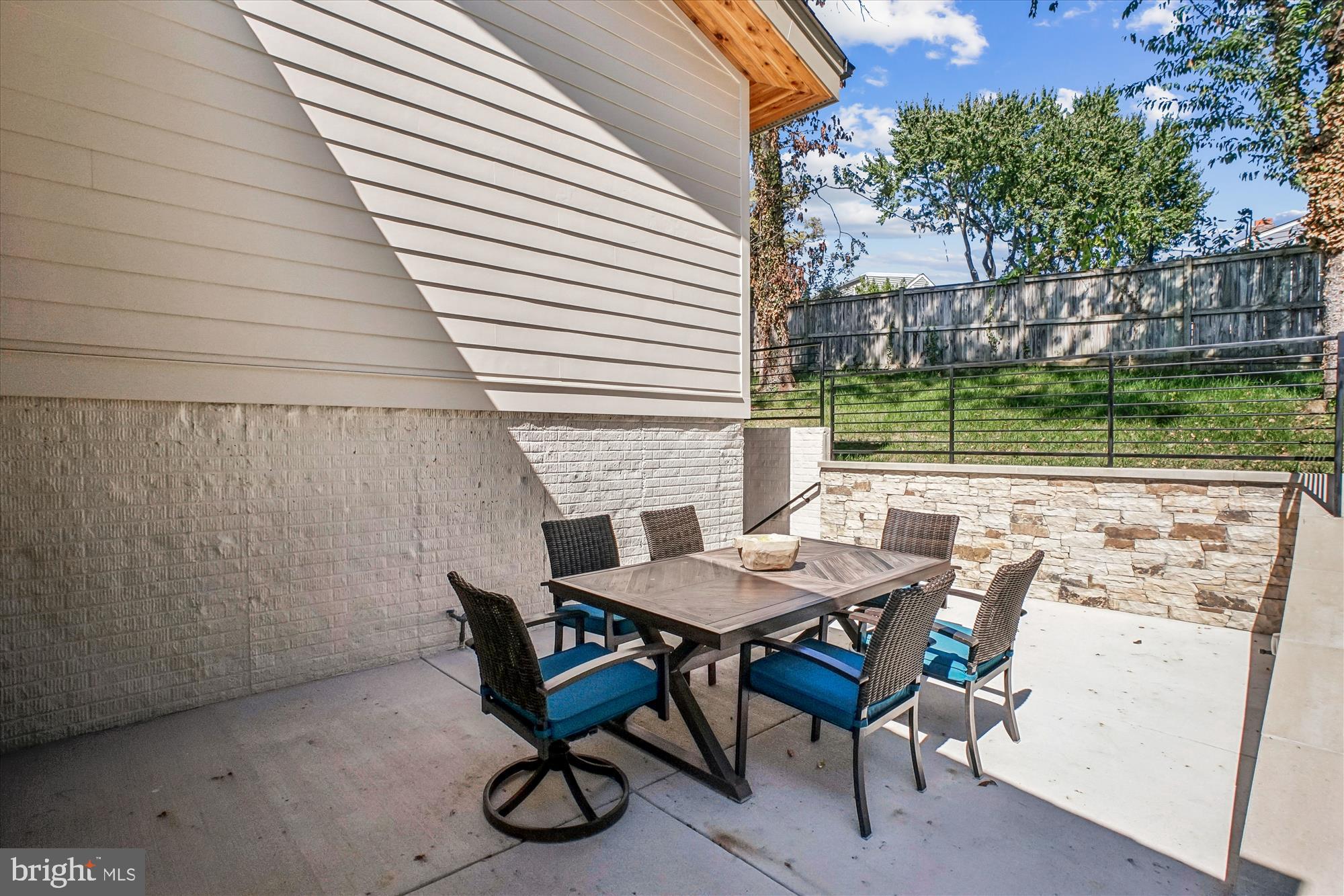 BEL AIR - Residential