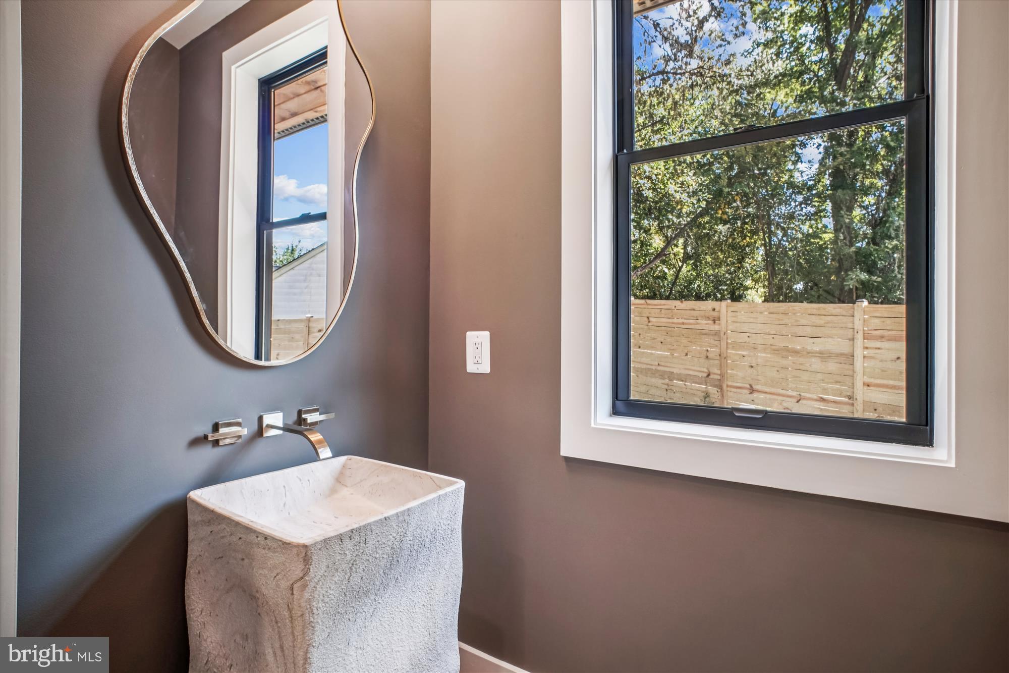 BEL AIR - Residential