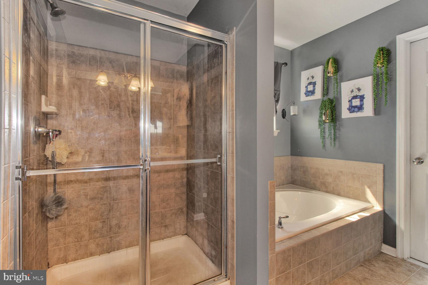 ROCK HALL - Residential