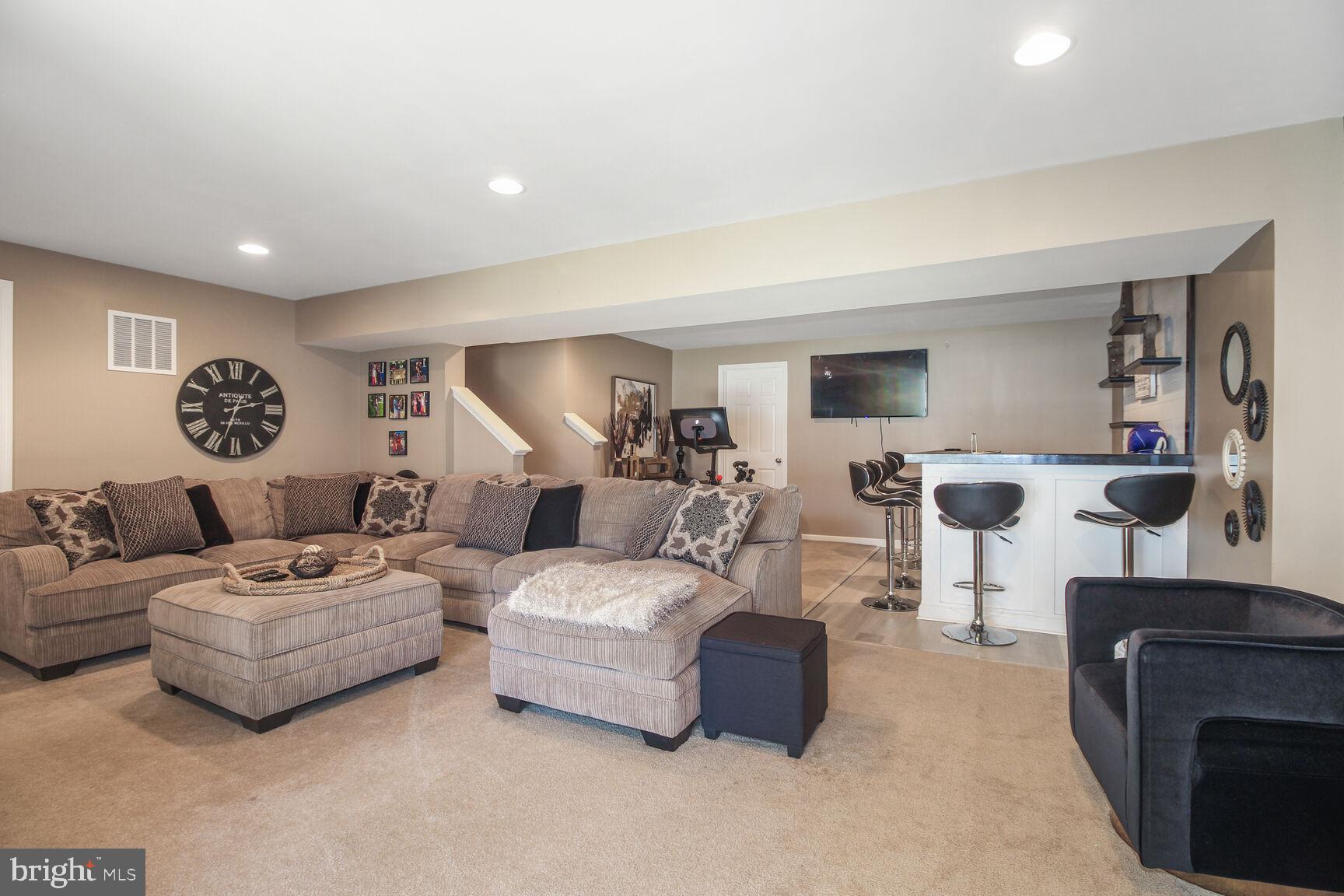 ROCK HALL - Residential