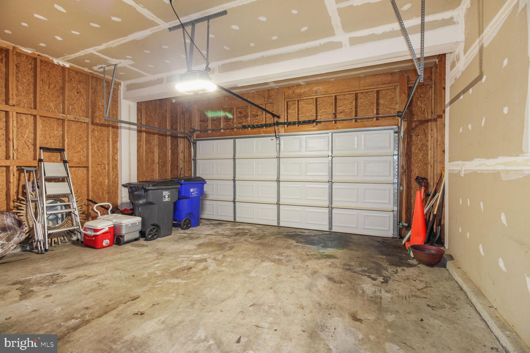 ROCK HALL - Residential