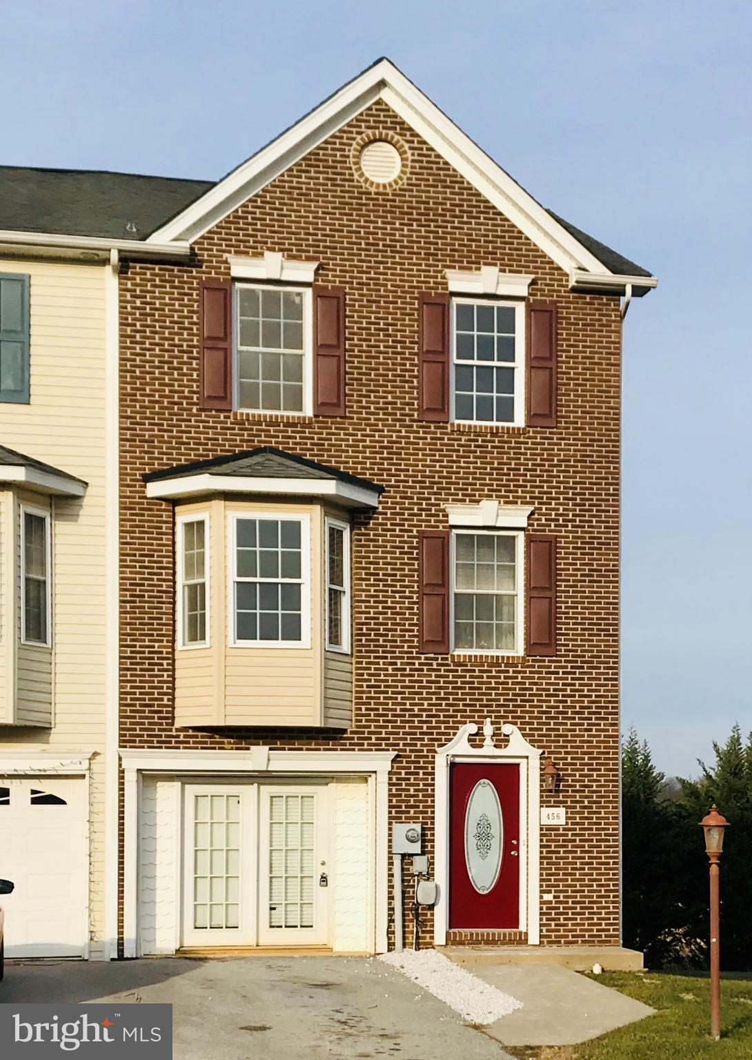 BRIAR RUN - Residential