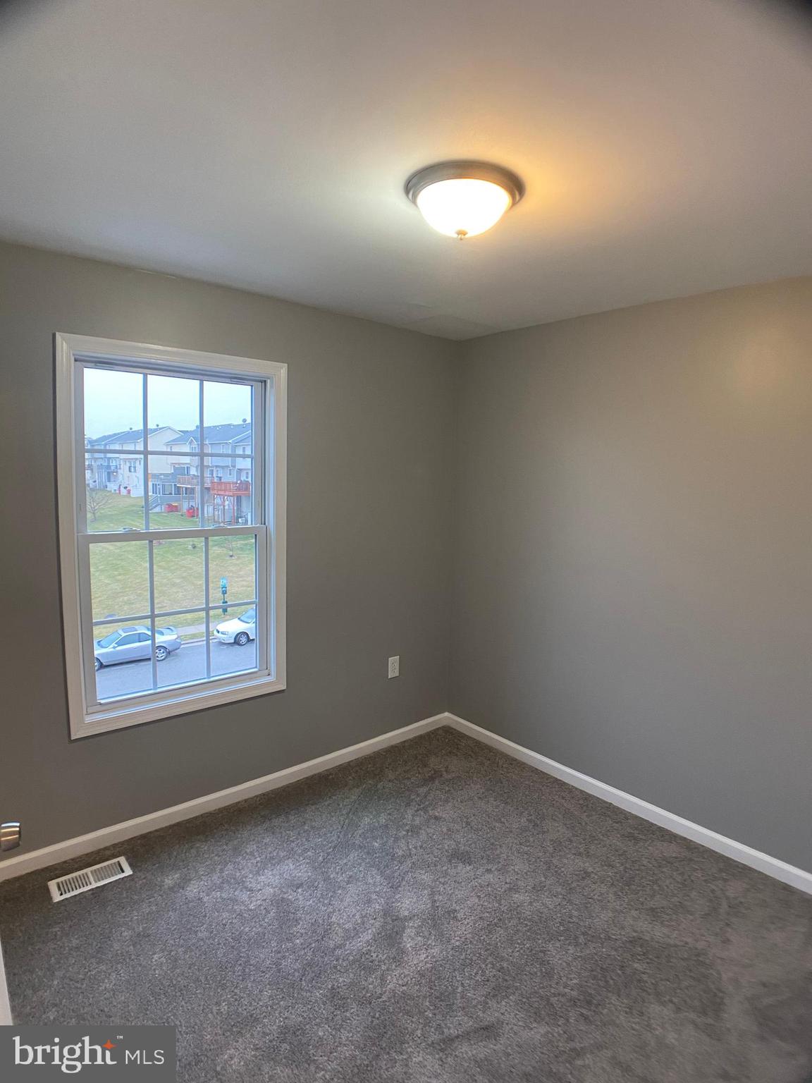 BRIAR RUN - Residential