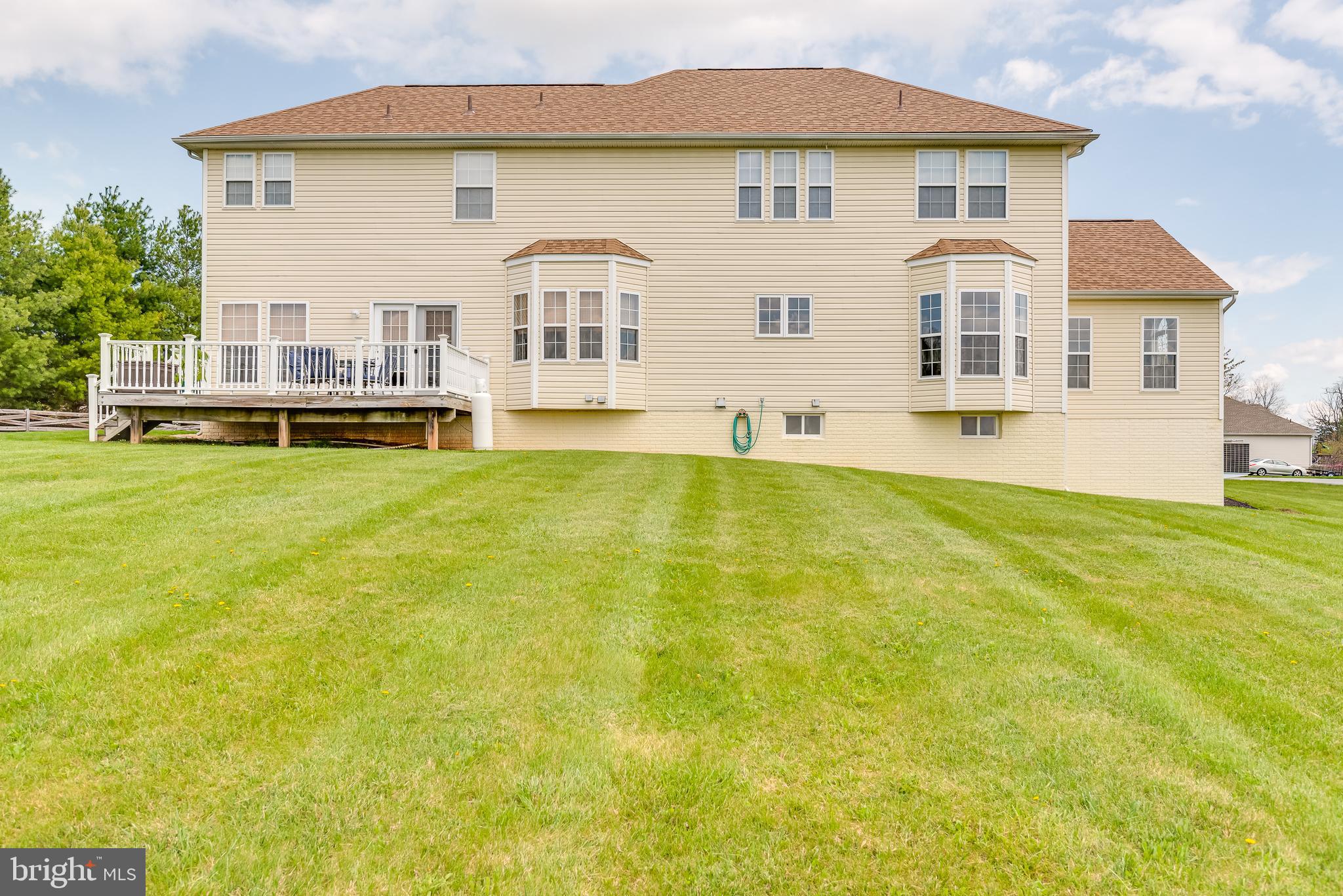 SPRUCE HILL ESTATES - Residential