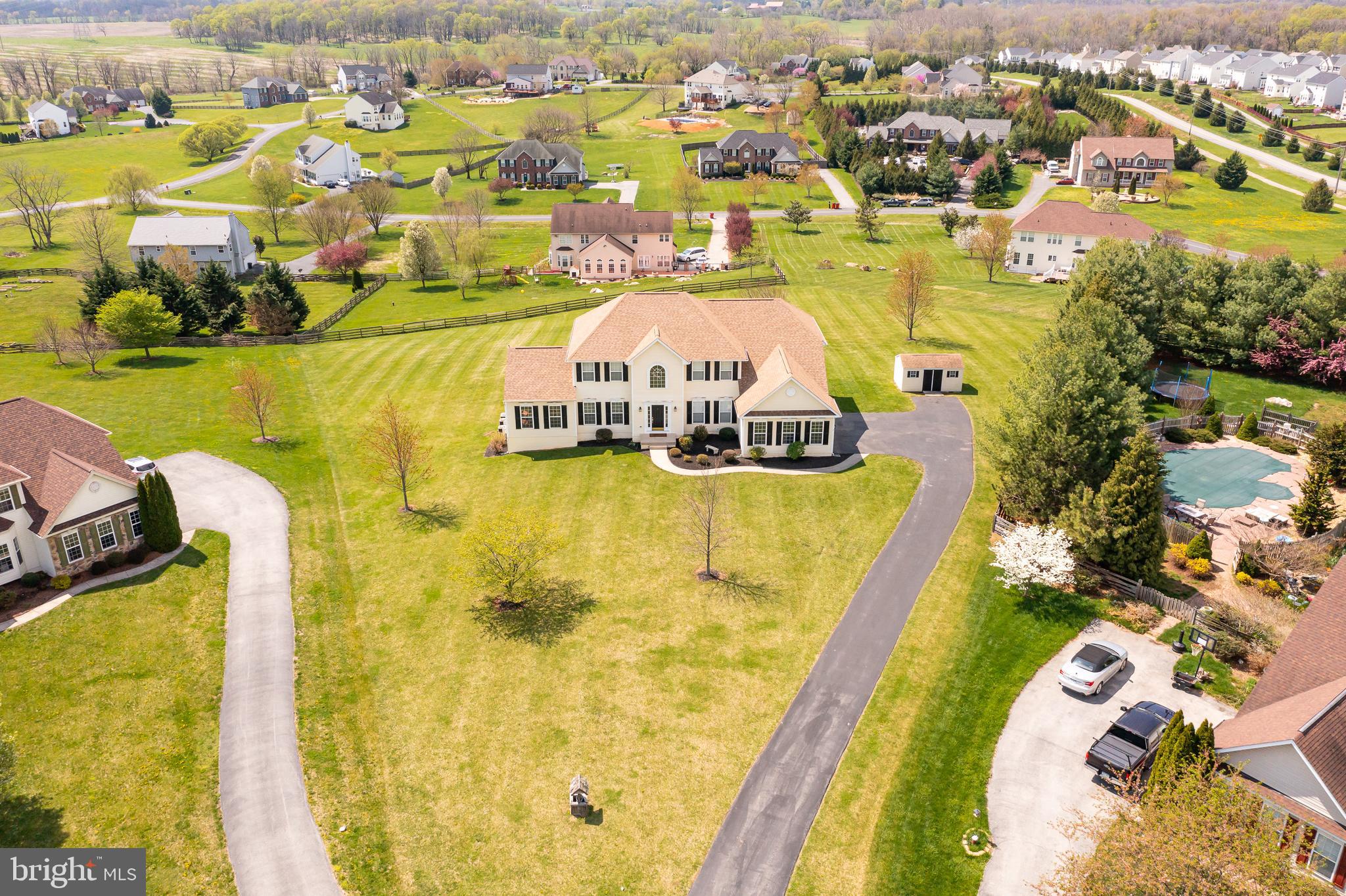 SPRUCE HILL ESTATES - Residential