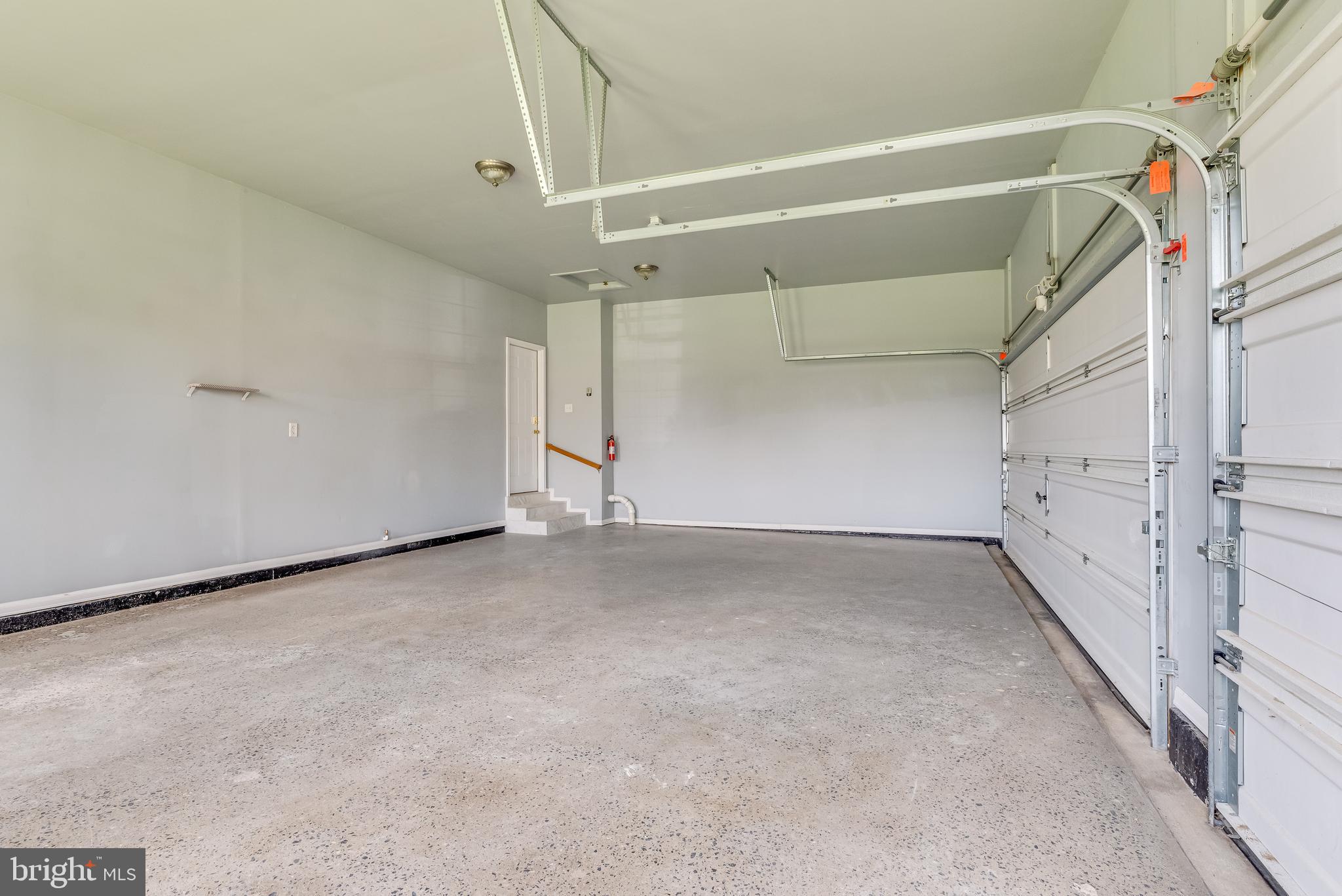 SPRUCE HILL ESTATES - Residential