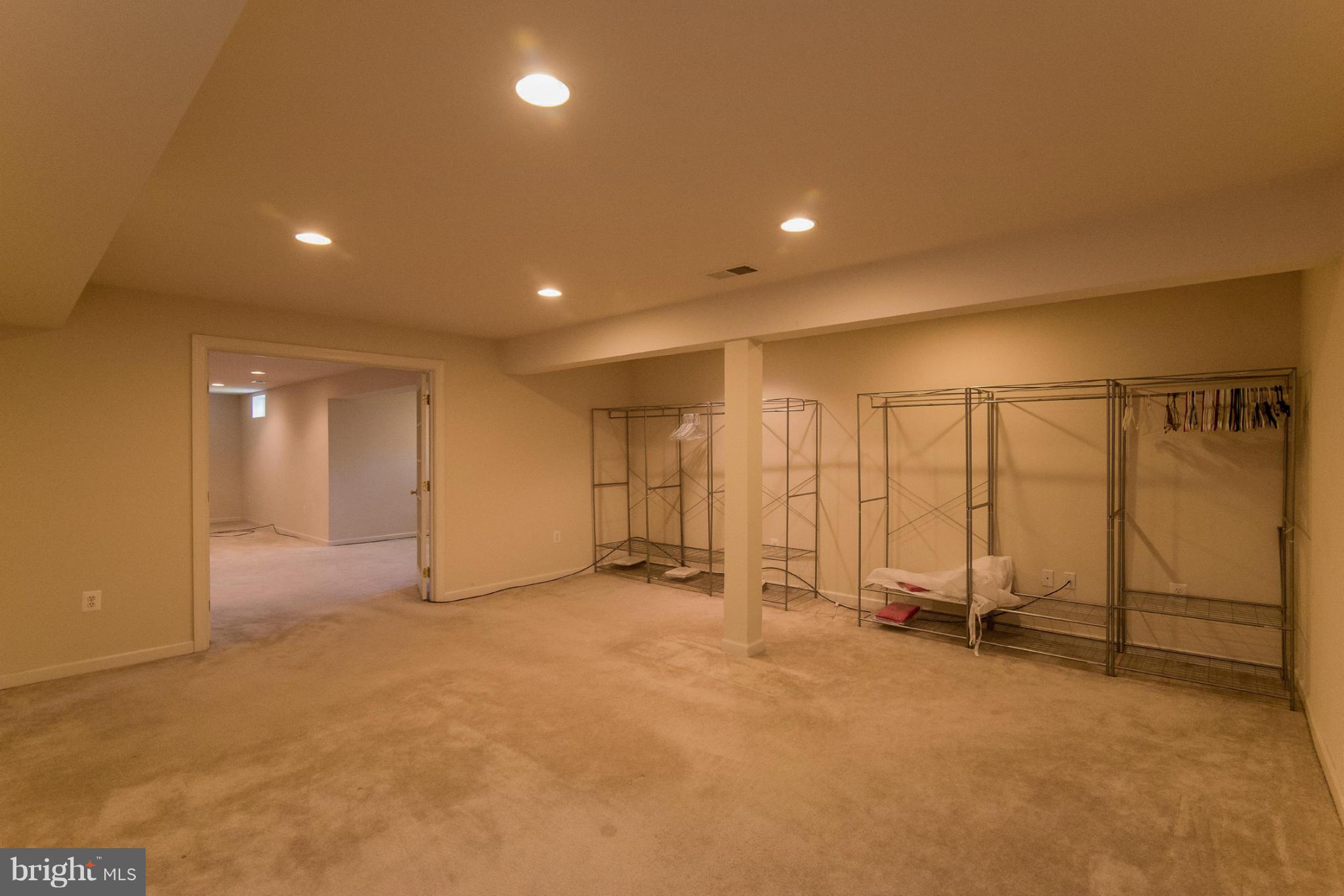 VILLAGES OF DORCHESTER - Residential