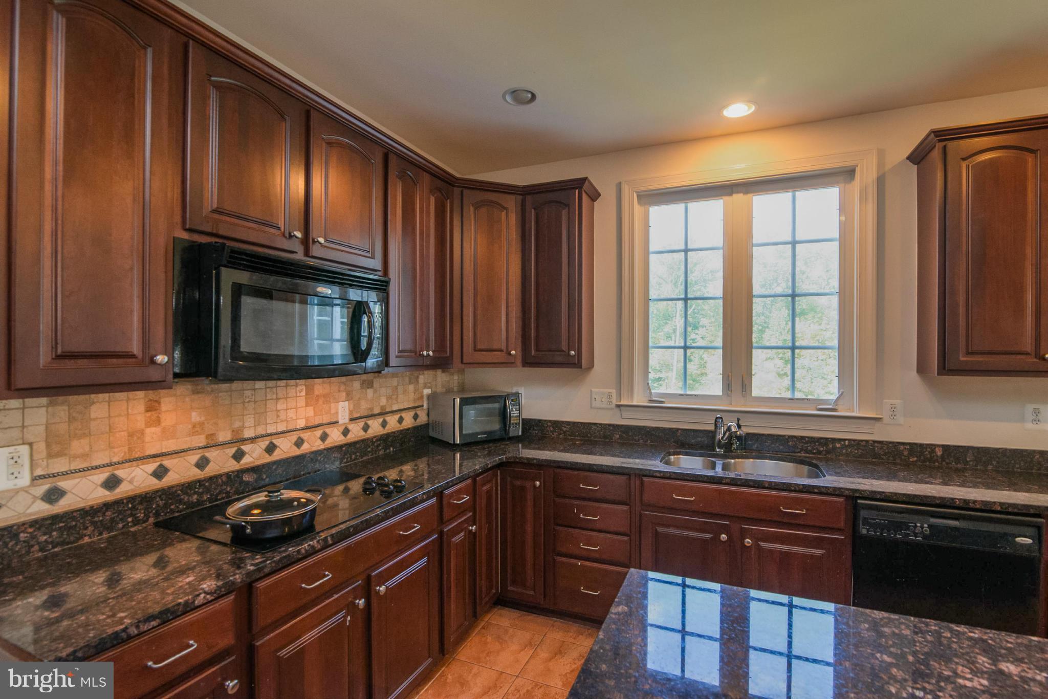 VILLAGES OF DORCHESTER - Residential