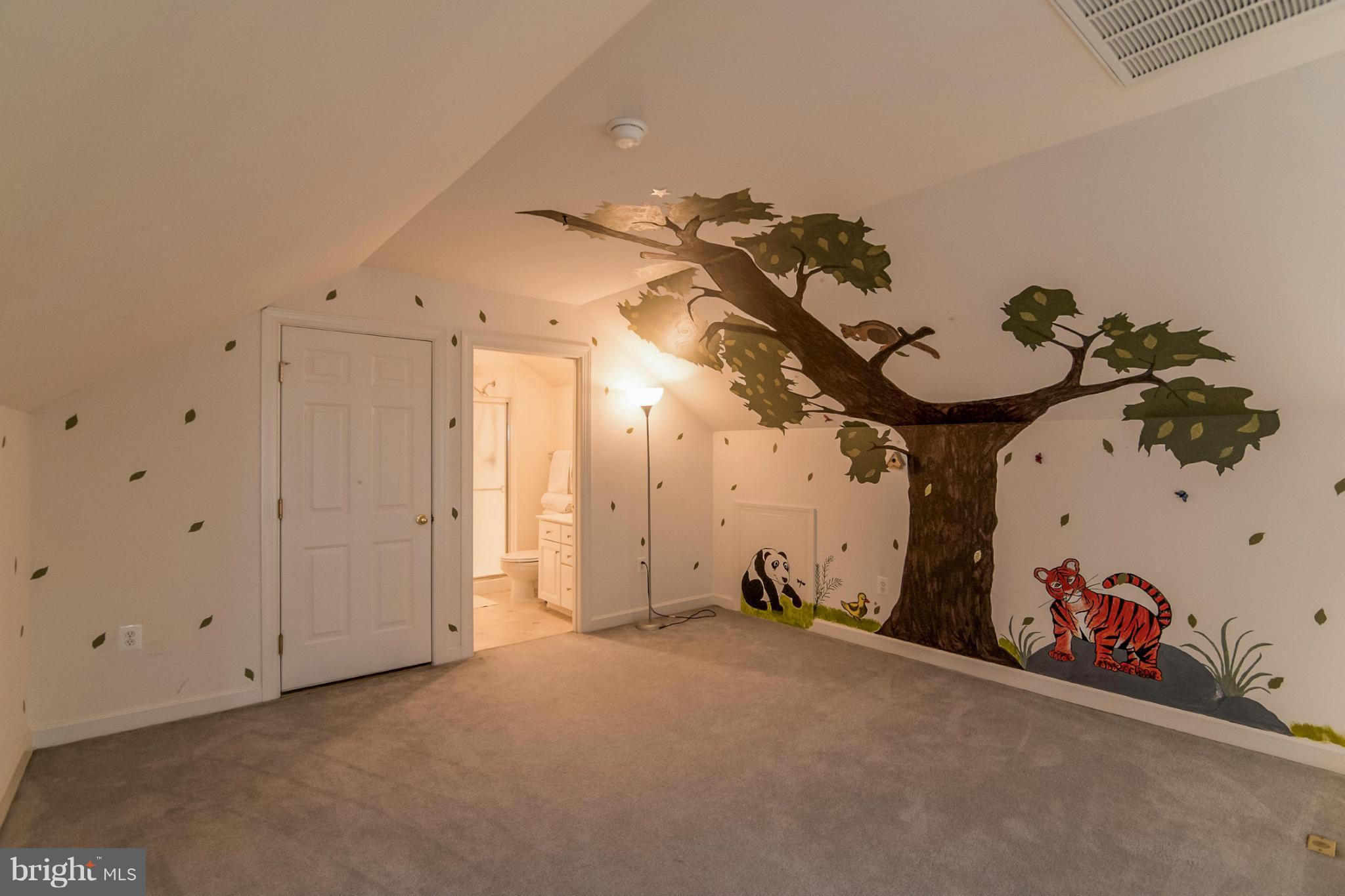 VILLAGES OF DORCHESTER - Residential