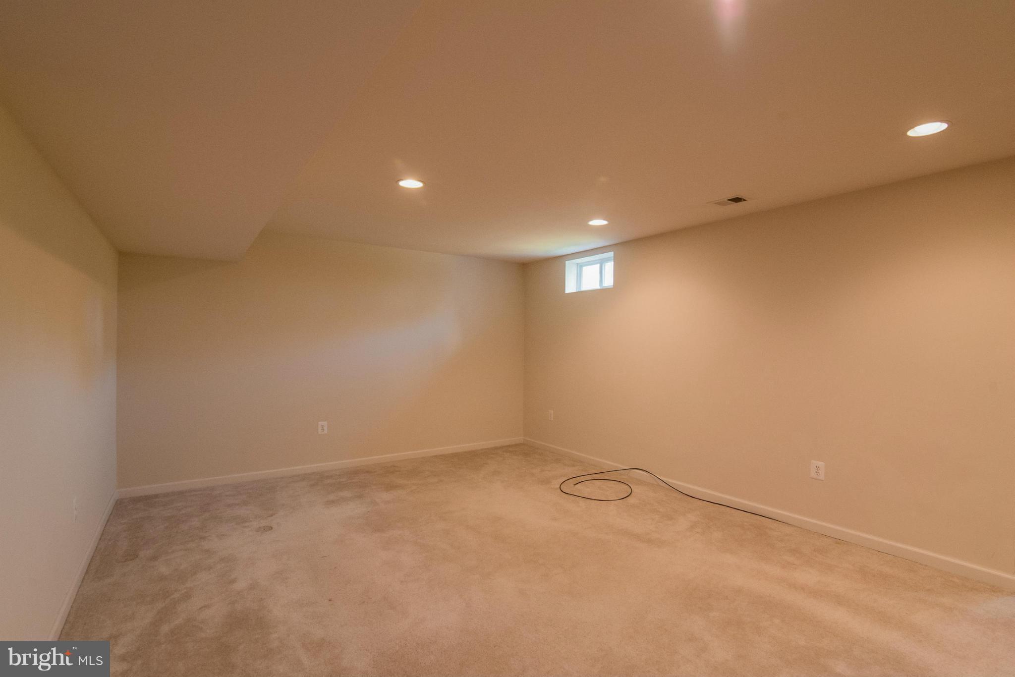 VILLAGES OF DORCHESTER - Residential