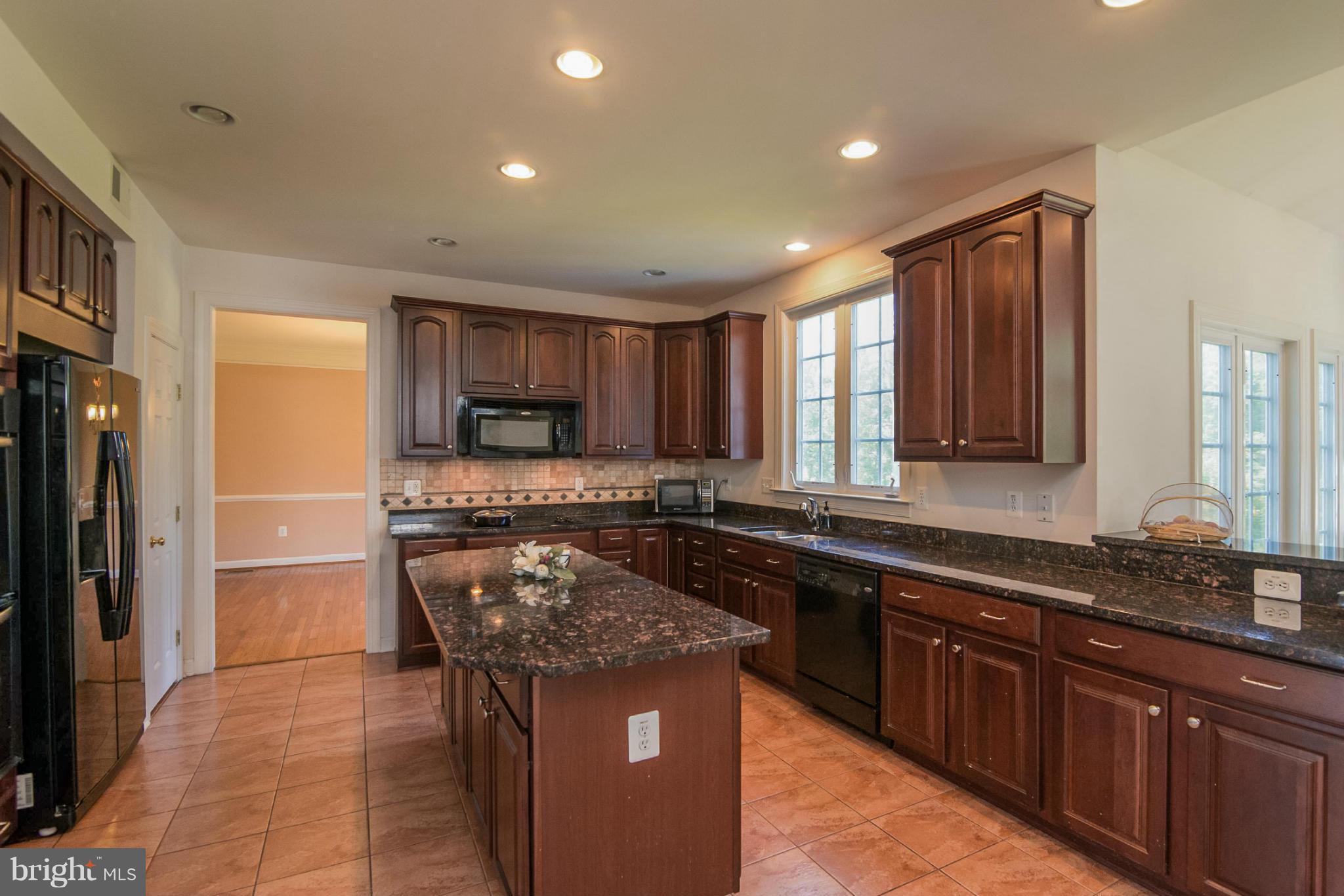 VILLAGES OF DORCHESTER - Residential