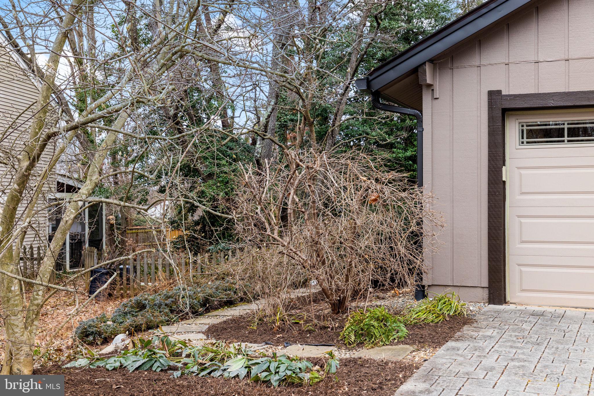 BONNIE BRAE - Residential