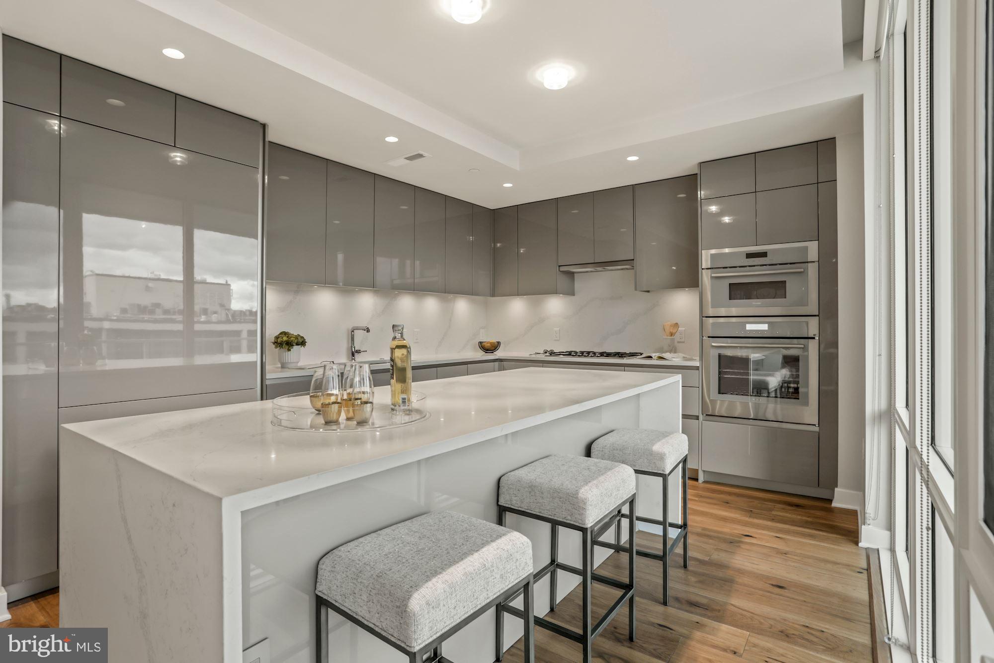 ROSSLYN - Residential