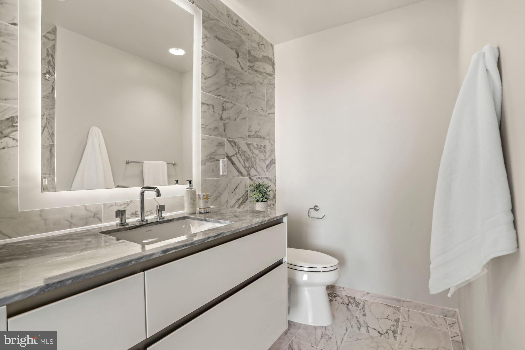 ROSSLYN - Residential