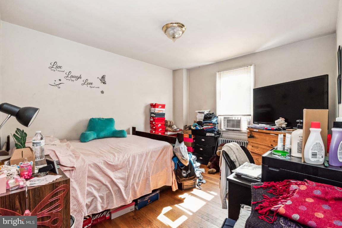 EDMONDSON VILLAGE - Residential