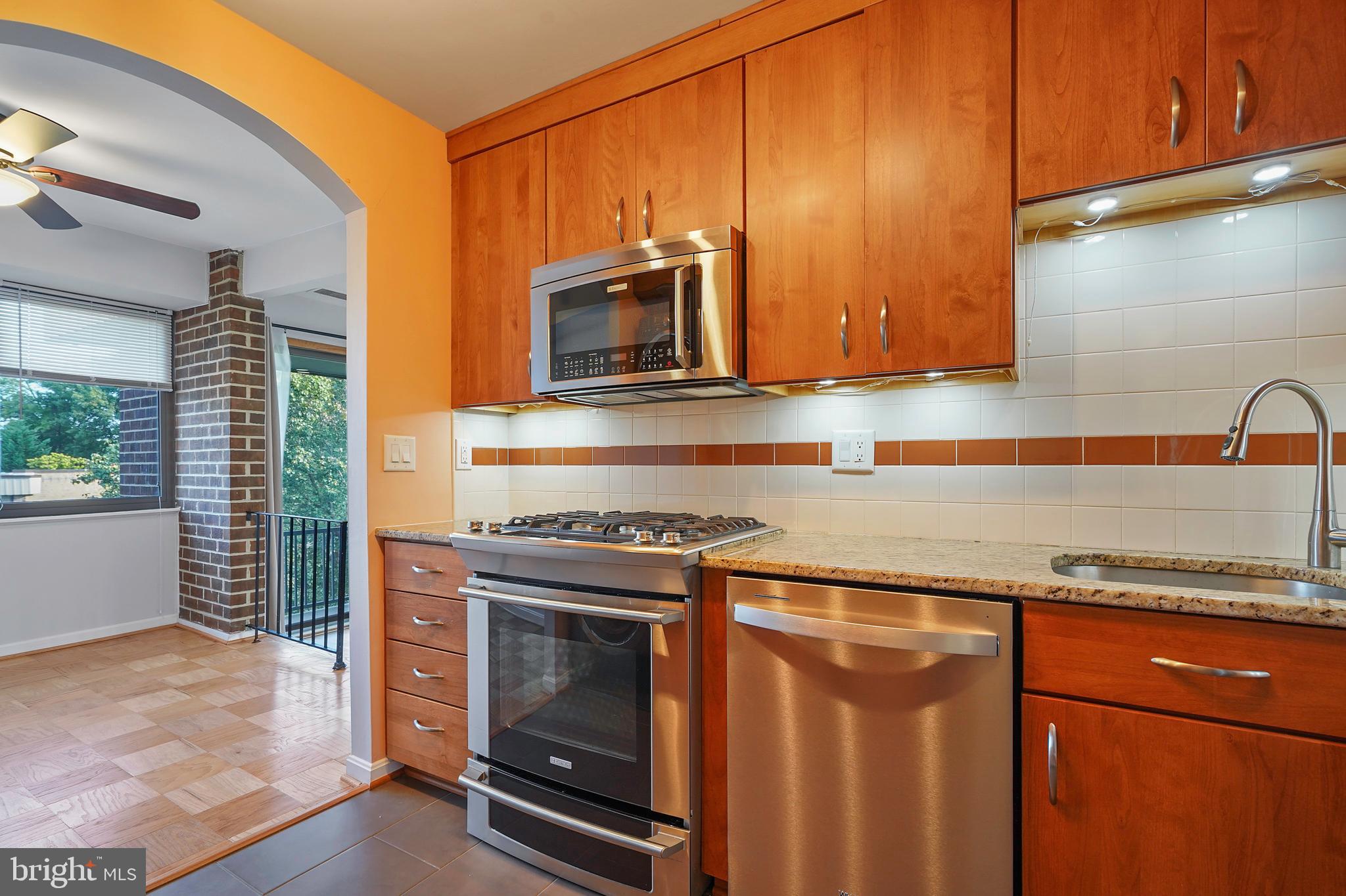 AMERICANA FINMARK - Residential