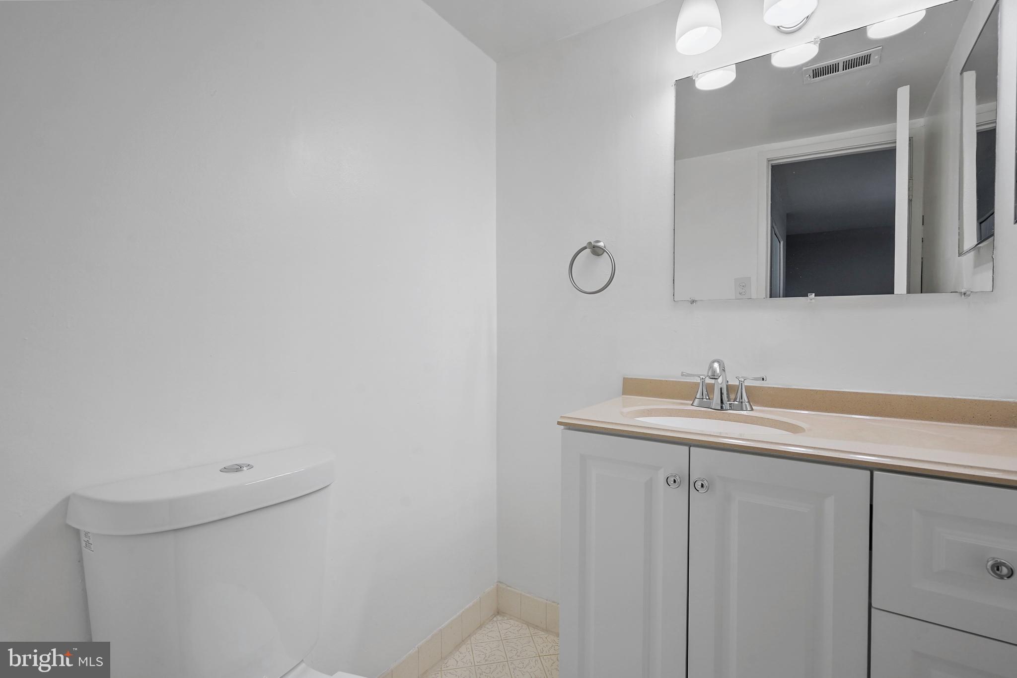 AMERICANA FINMARK - Residential