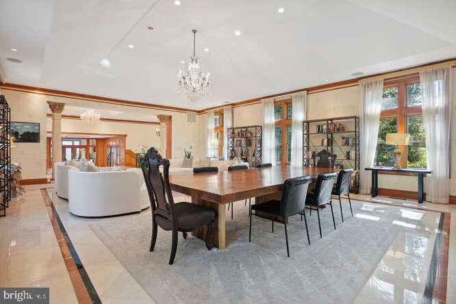 PEACOCK STATION - Residential