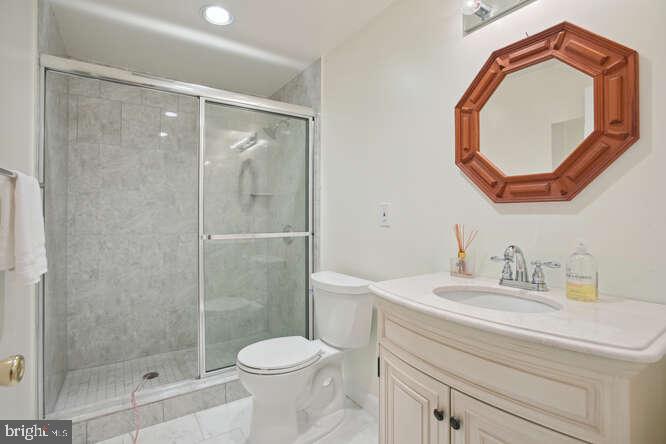 PEACOCK STATION - Residential