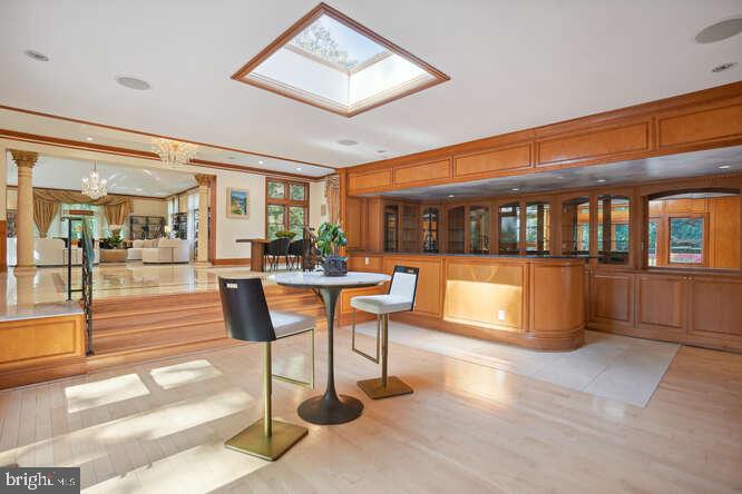 PEACOCK STATION - Residential