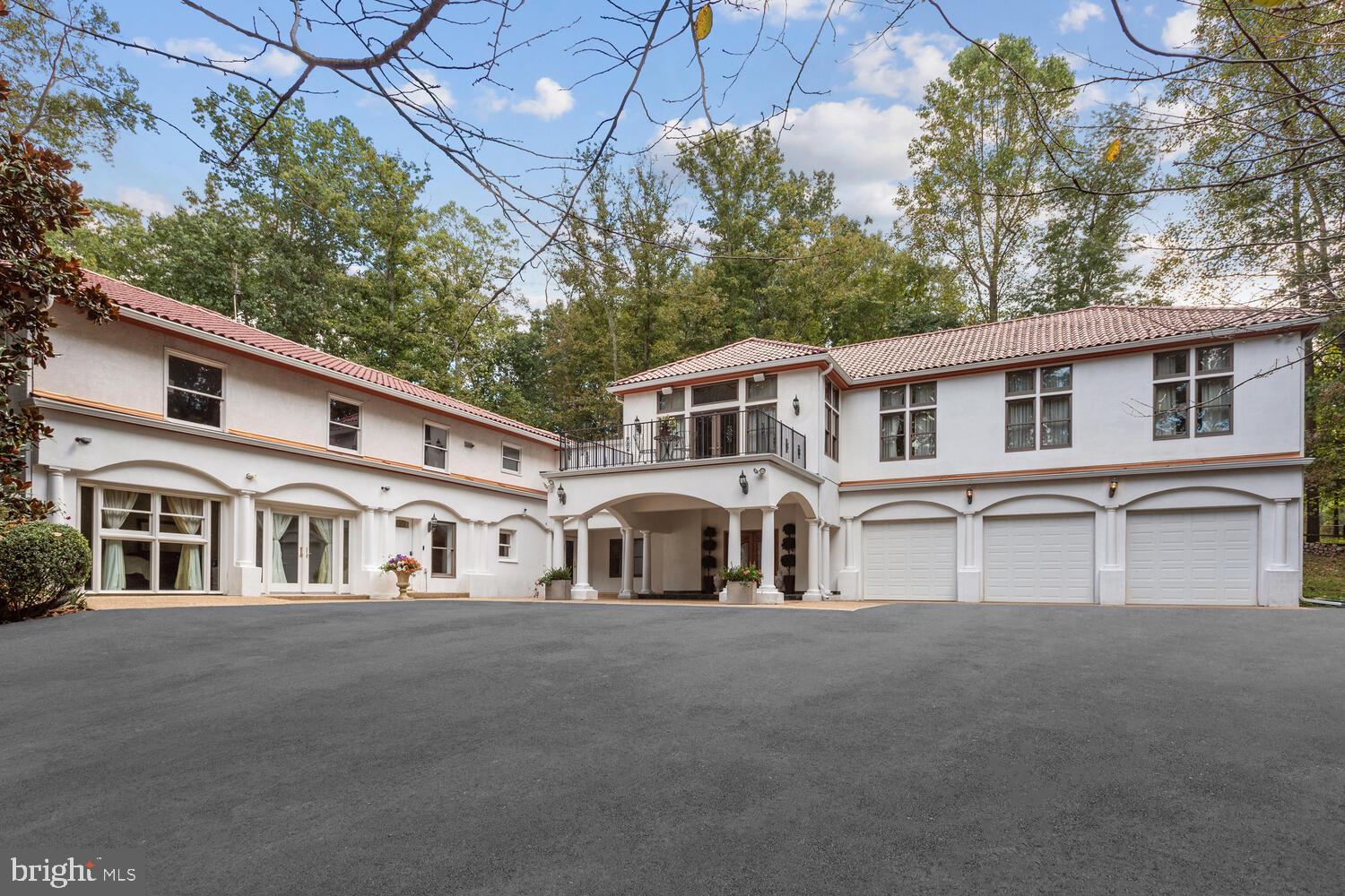 PEACOCK STATION - Residential