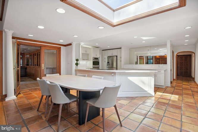 PEACOCK STATION - Residential