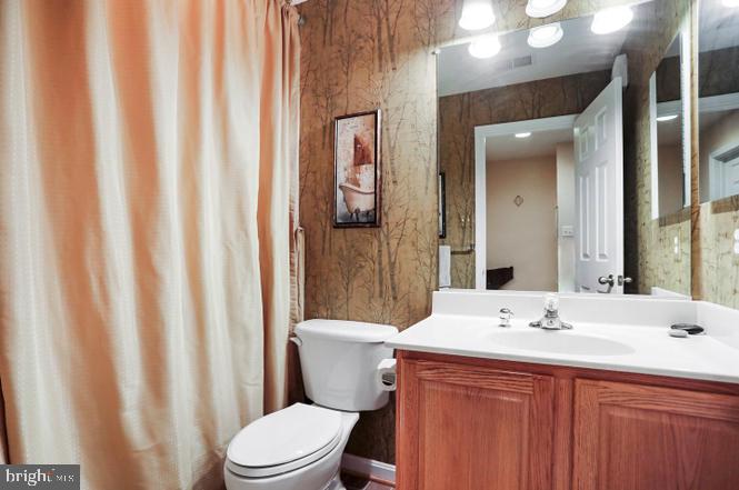 GREENFIELD AT COLLEGIATE ACRES - Residential