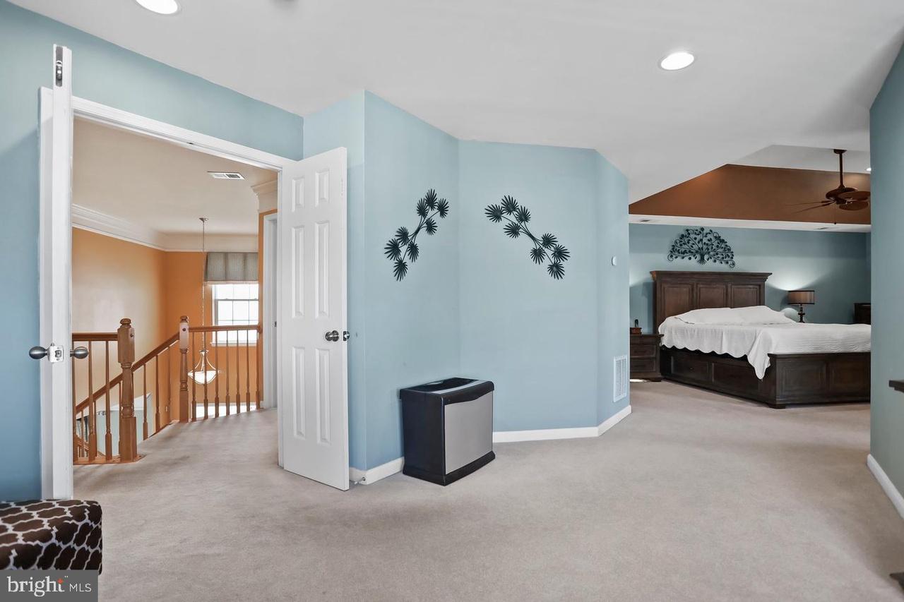 GREENFIELD AT COLLEGIATE ACRES - Residential