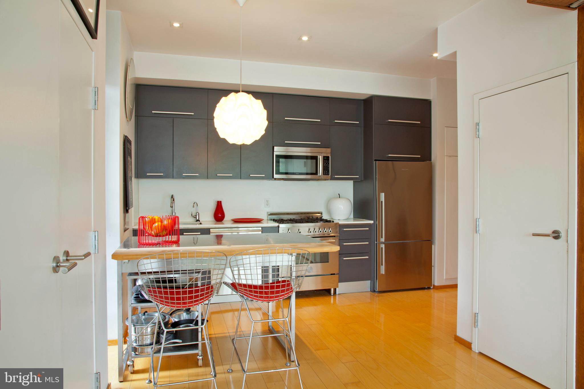 2250 11TH STREET NW 304