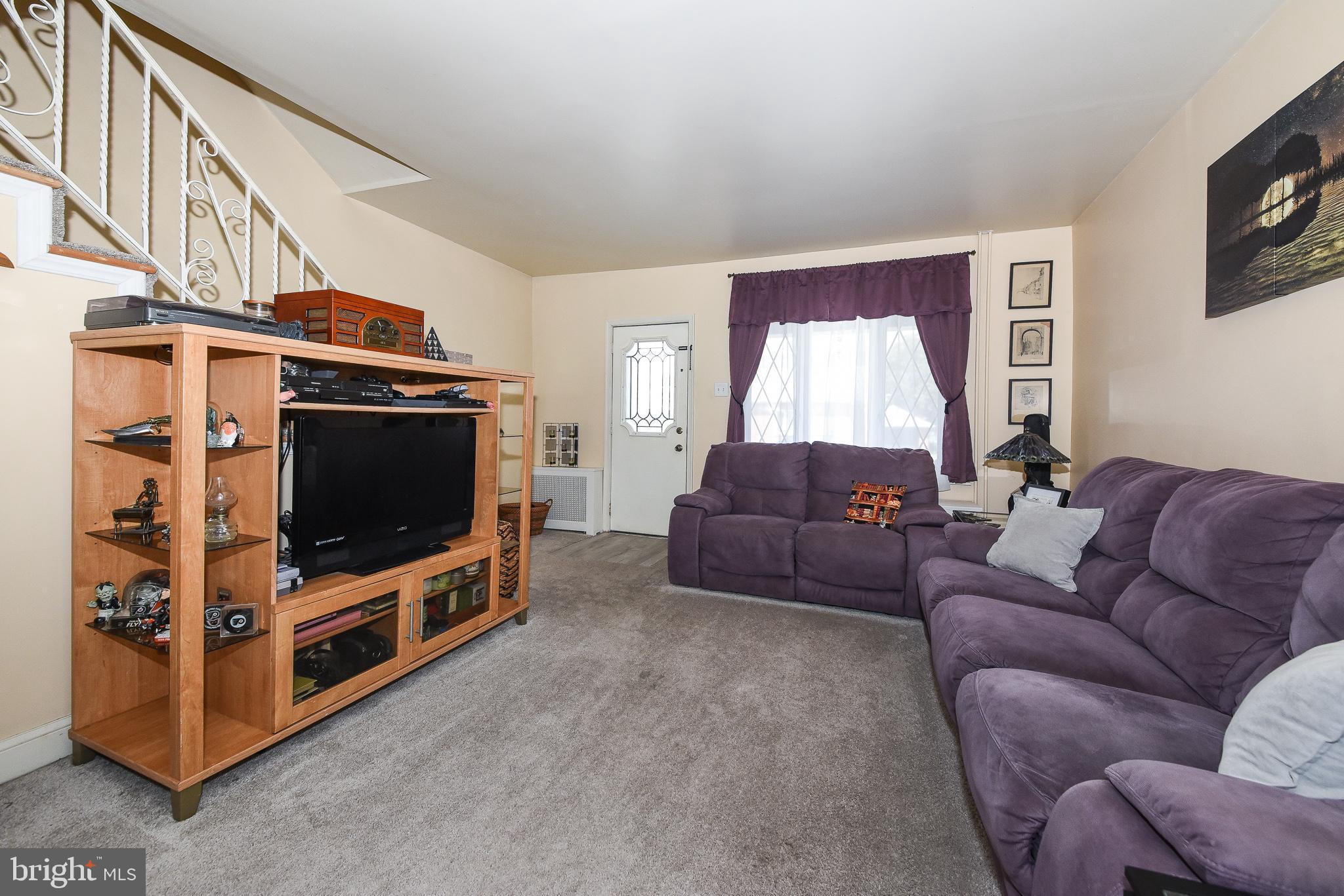 FOX CHASE - Residential