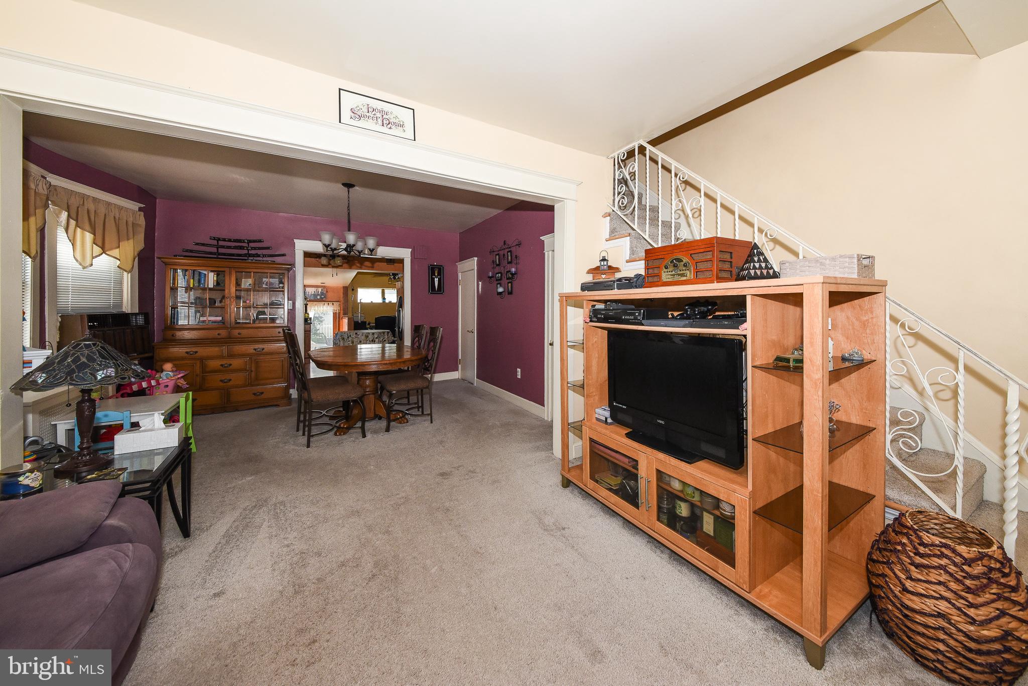 FOX CHASE - Residential