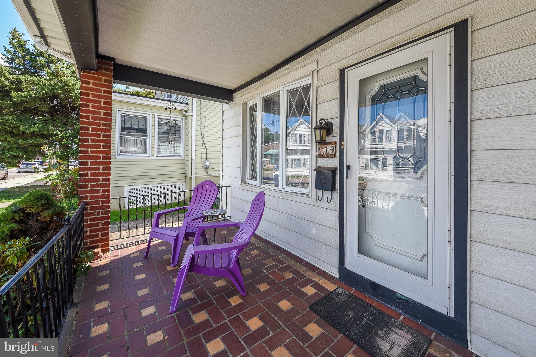 FOX CHASE - Residential