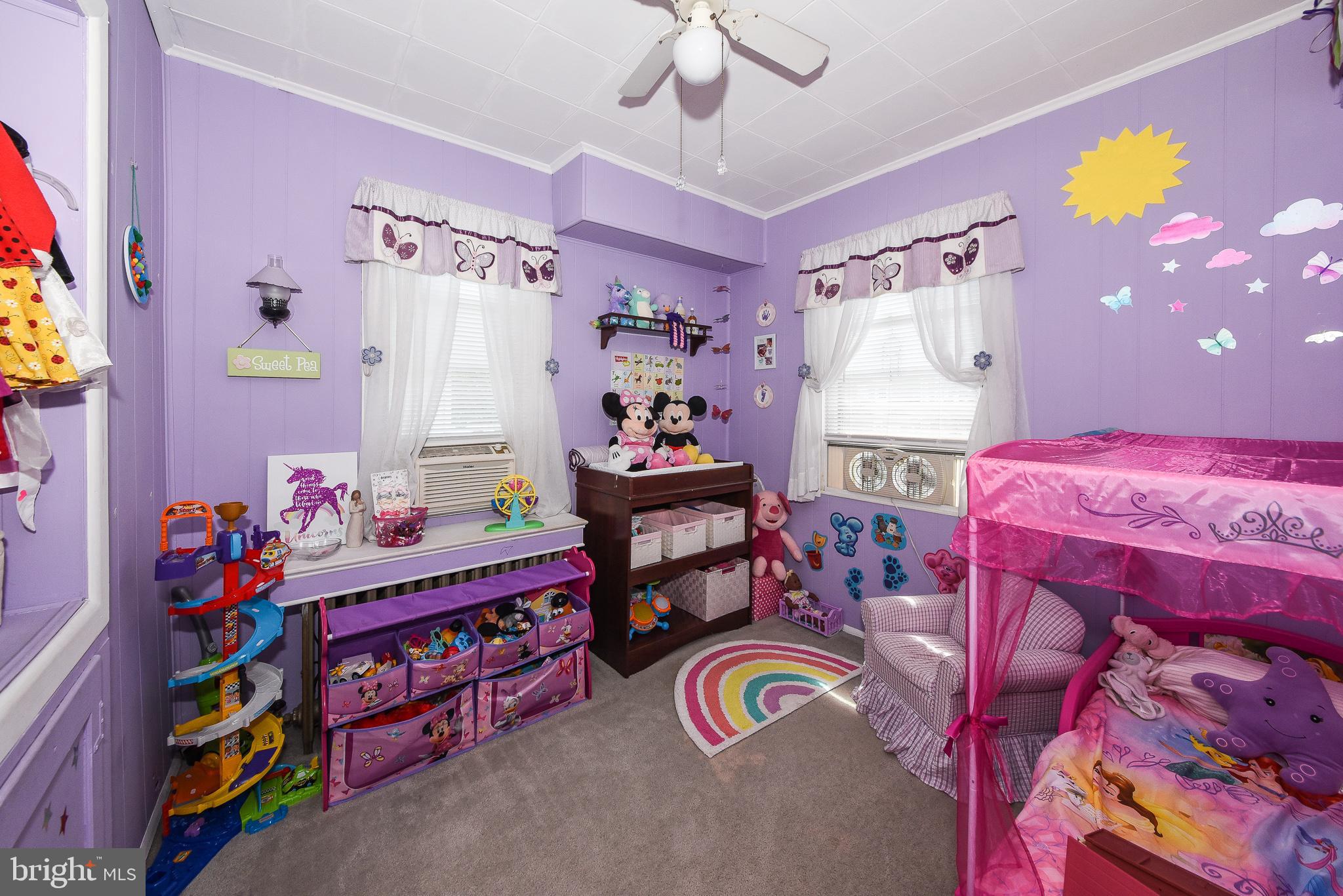 FOX CHASE - Residential