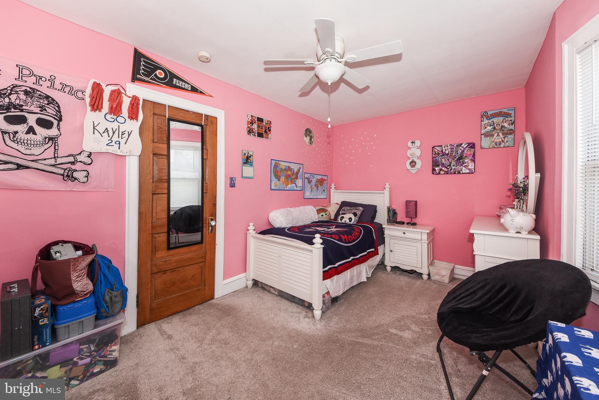 FOX CHASE - Residential